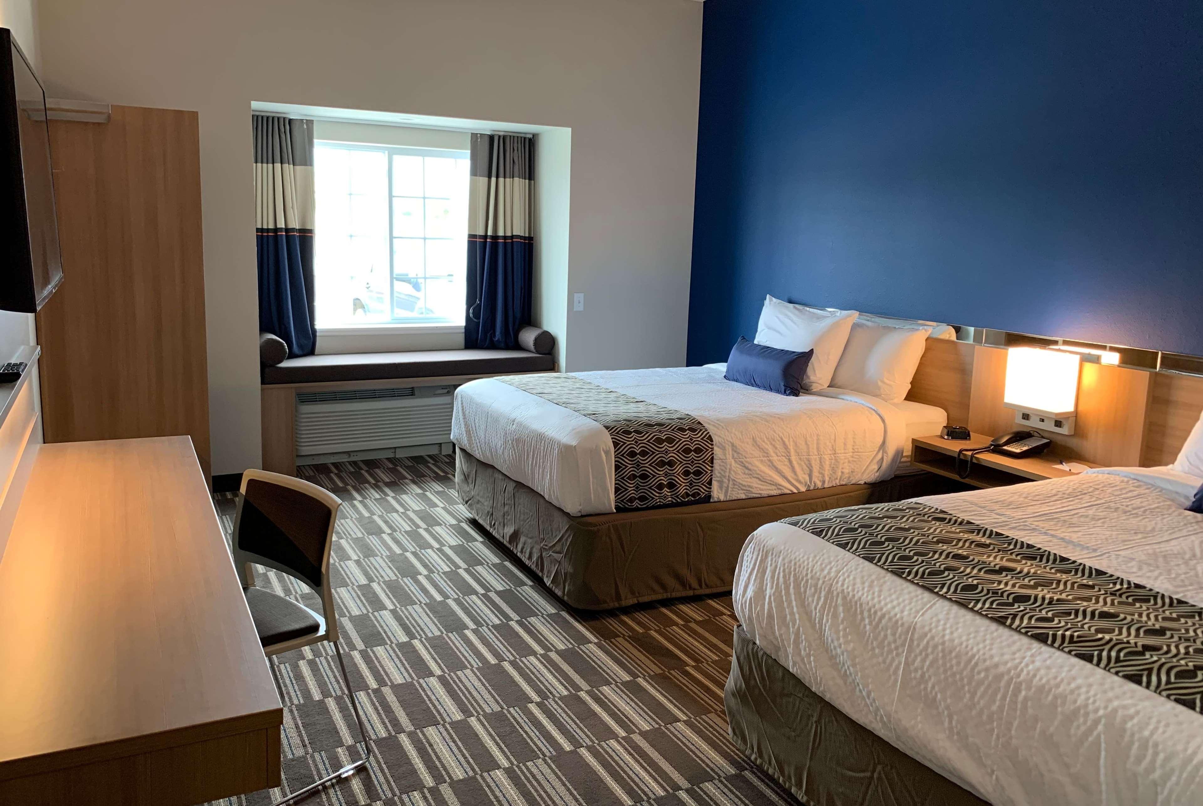 Microtel Inn & Suites By Wyndham Fountain Fort Carson Exteriér fotografie
